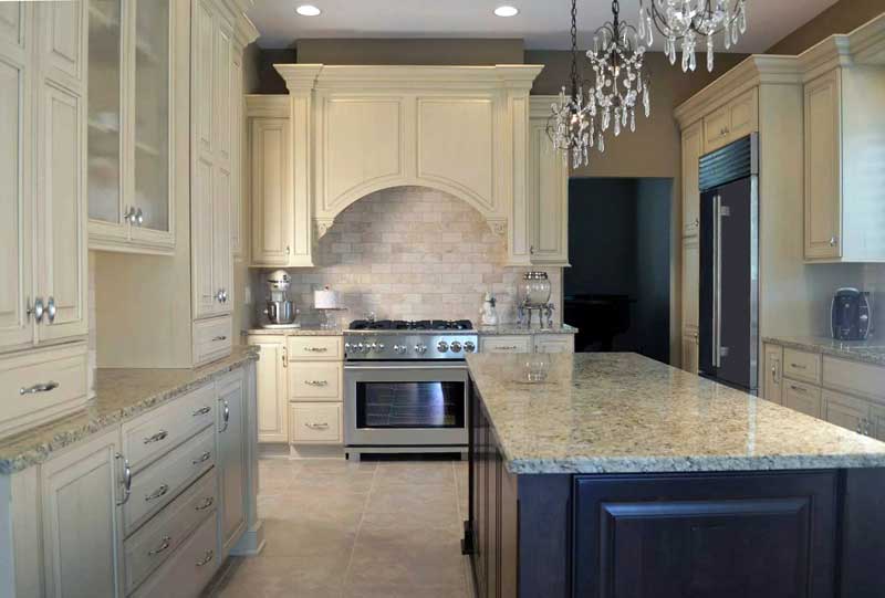 Traditional kitchen design with classic colors