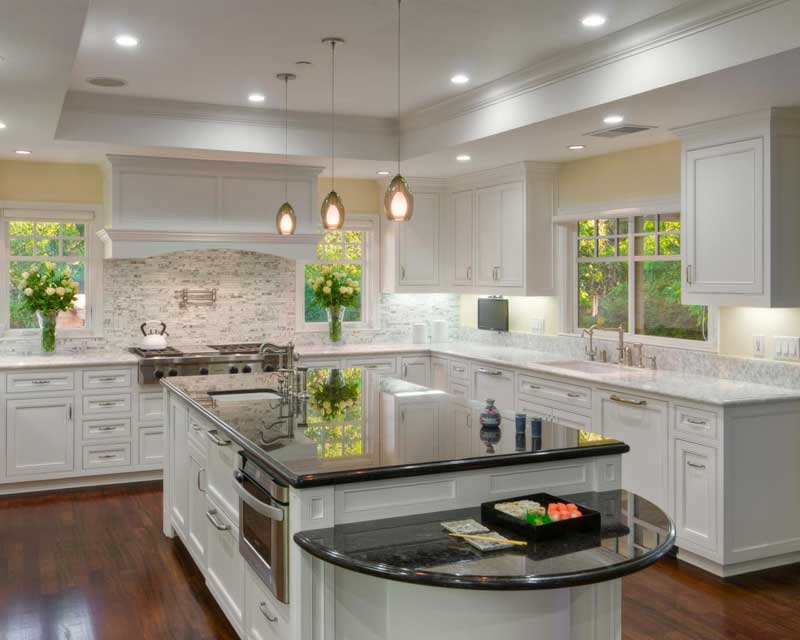 Kitchen Island With Dark Granite 