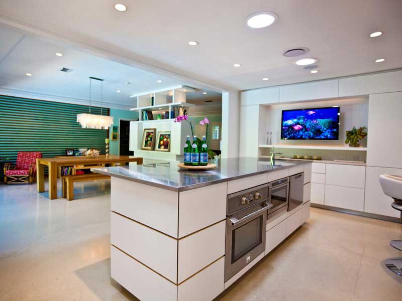 Kitchen Island With Stainless Steel Countertop