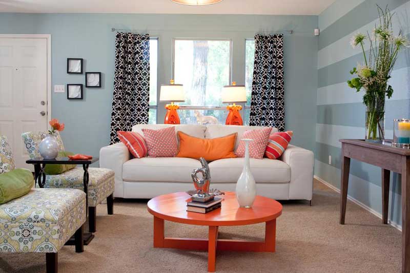 Living Room With Striped Accent Wall