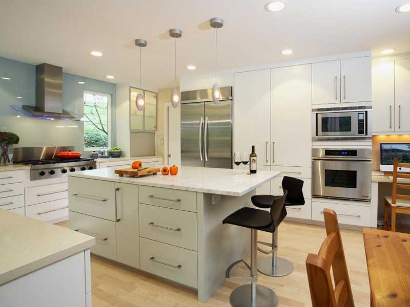 Marble-Topped Kitchen Island With Contemporary Barstools