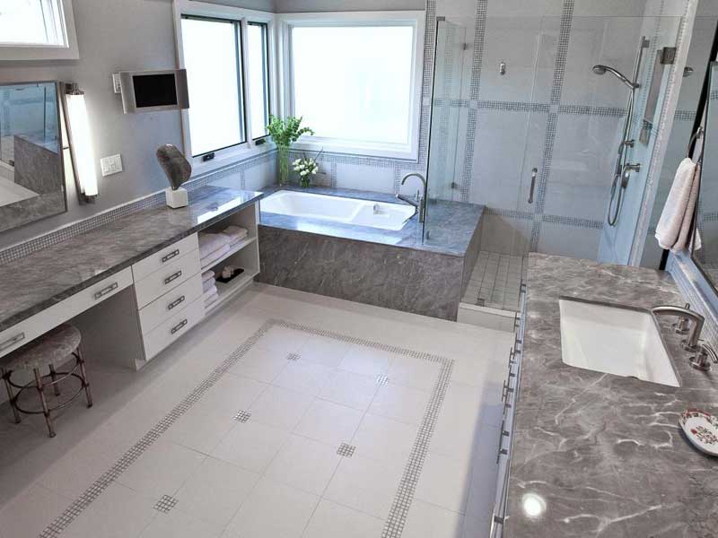 Bathroom with Porcelain Tile Floor