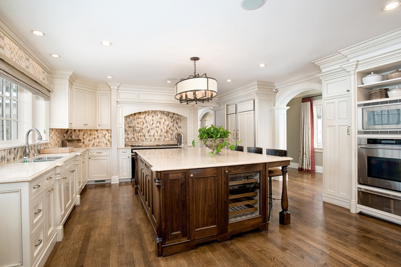 Kitchen Island with 4 Light Drum Chandelier