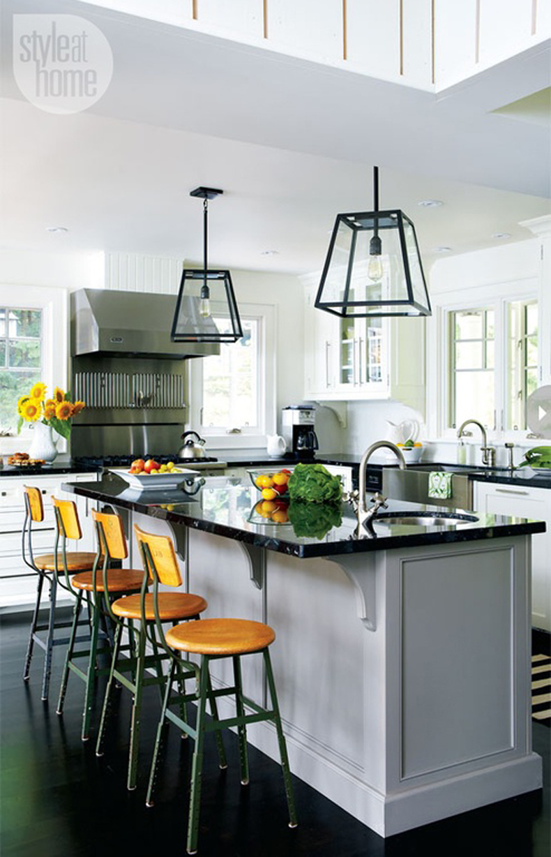 Kitchen Island with Cube Box Frame Pendant 