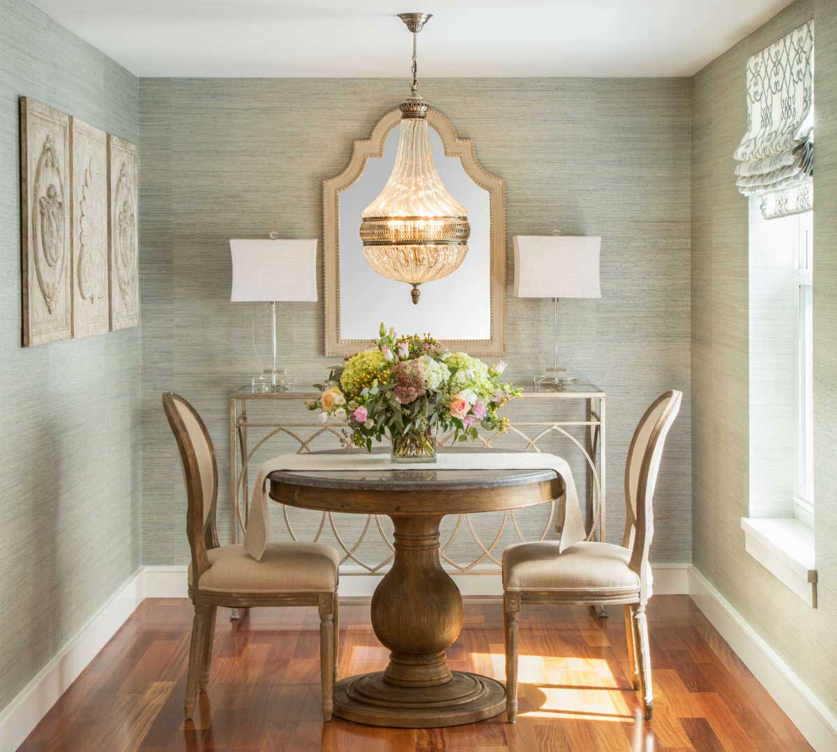 small dining room with crystal chandelier
