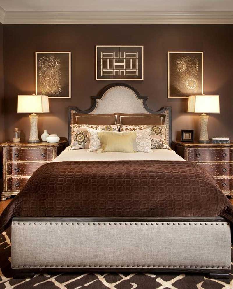 brown bedroom with table lamps