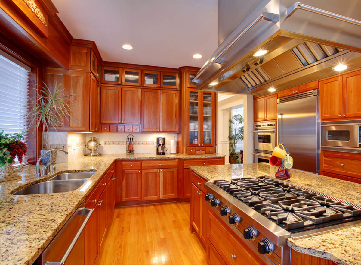 Modern kitchen with Santa Cecilia Gold Granite