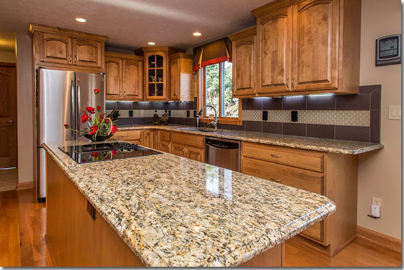 Pickled Cabinets With Granite Countertops Pickled Oak Cabinets   09 Giallo Ornamental Granite With Oak Cabinets 