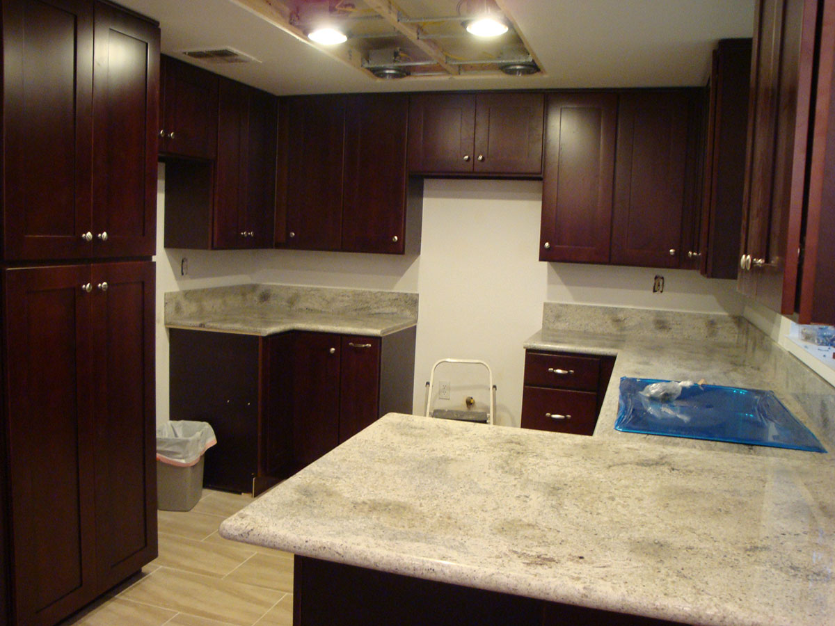 Kashmir White Granite Countertops (Pictures, Cost, Pros ...