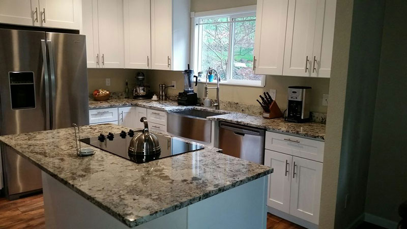 New Caledonia Granite Countertops (Pictures, Cost, Pros ...