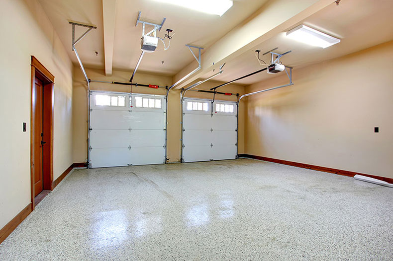 5 Best Garage Floor Epoxy Coating Kit Reviews - Homeluf.com