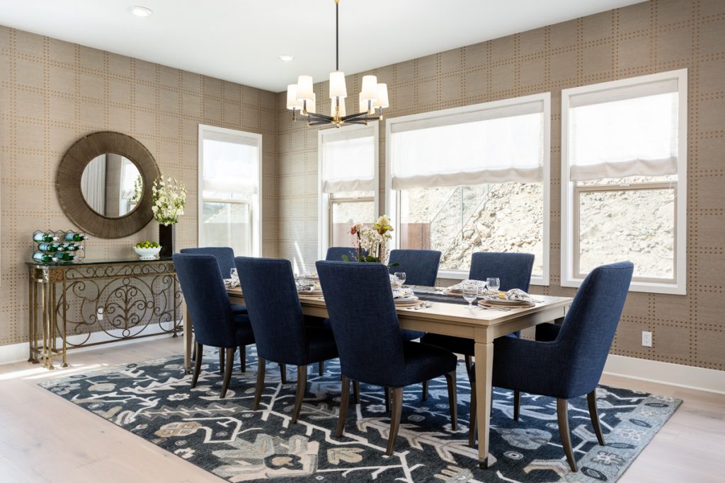 10 Best Rugs for Dining Room - Homeluf.com