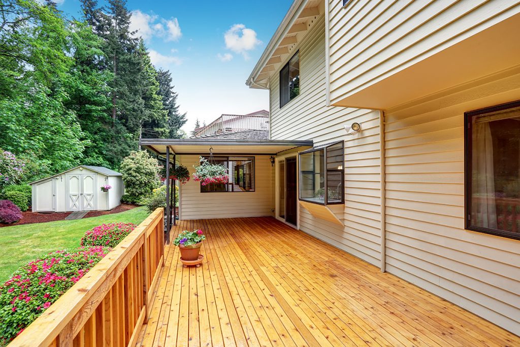 8 Best Deck Stain Colors For Wooden Decks