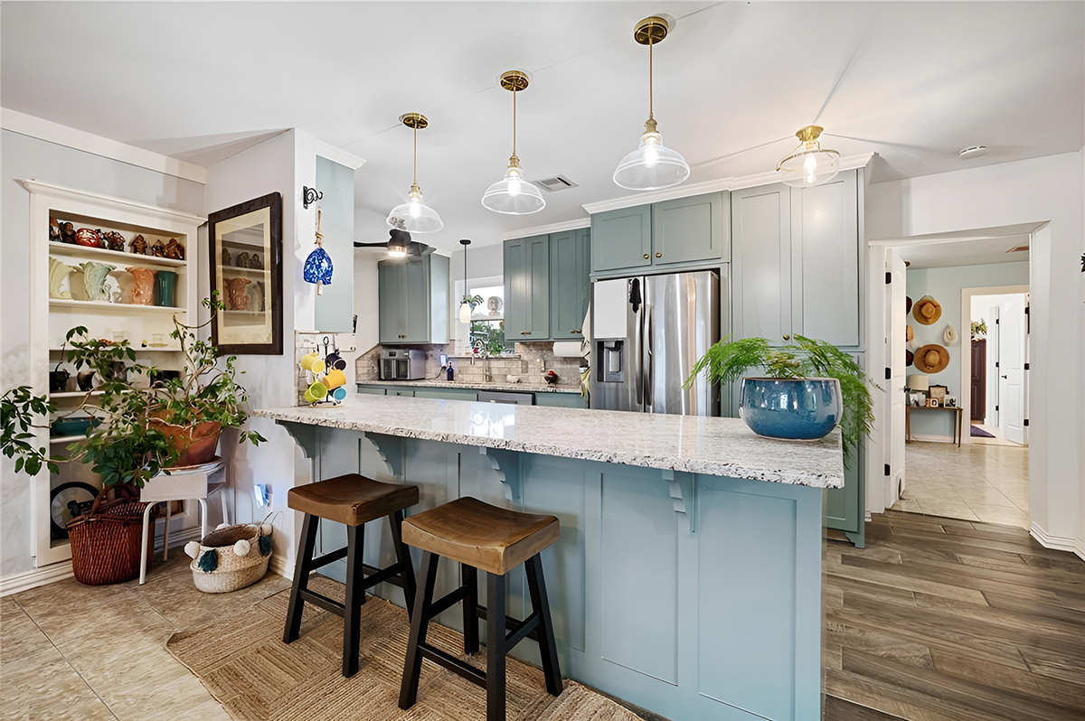 How to Achieve a Soft Sea-Green Kitchen Aesthetic