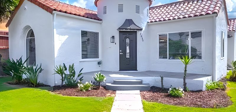 1929 Small Spanish-Style Home