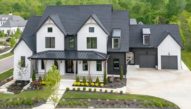 10 Beautiful Farmhouse Exteriors for Curb Appeal Inspiration