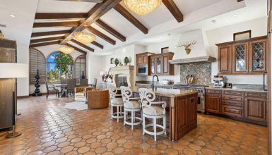 Spanish Kitchen Floors: 8 Stylish Options for Warmth and Charm