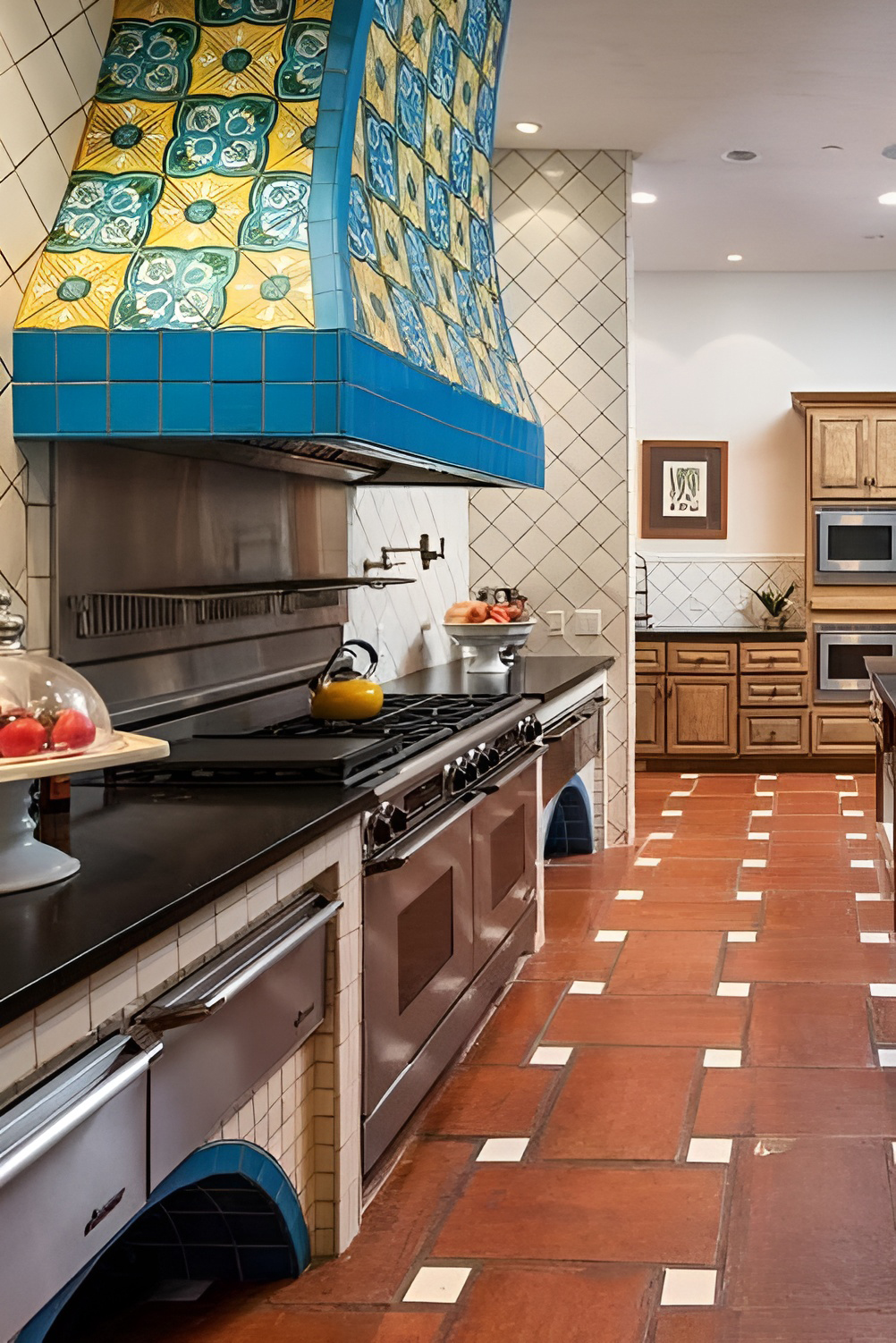How to Design a Spanish Kitchen with Authentic Mexican Style