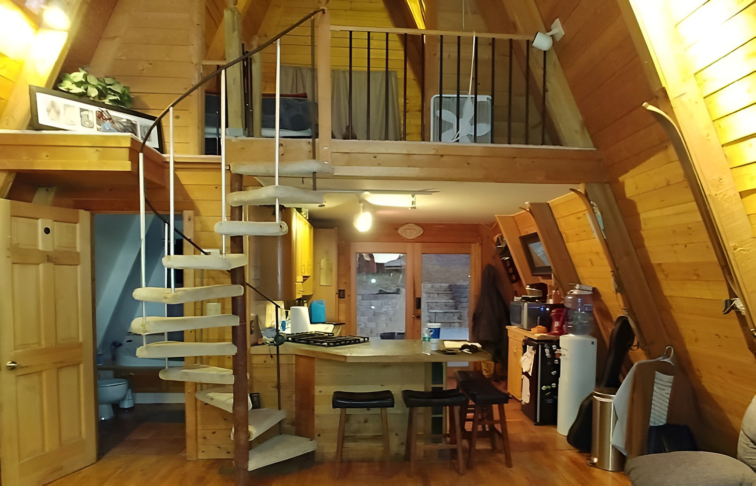 13 A-Frame House Staircase Ideas for Maximize Space and Style