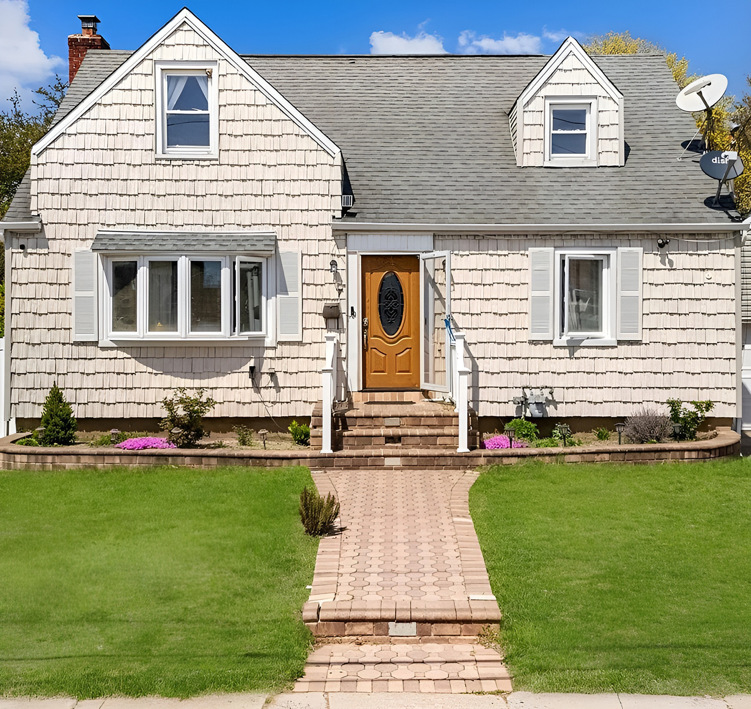 15 Cape Cod House Siding Ideas That Make Your Home Exterior Shine