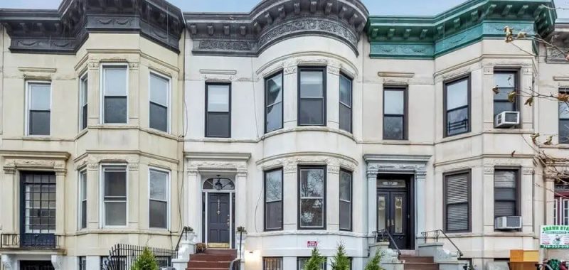 25 Easy Ways to Make Your Brownstone Home Exterior Stand Out