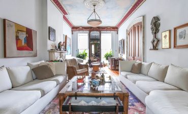 Brownstone Living Room Layouts That Wow: 16 Chic Ideas for a City Classic