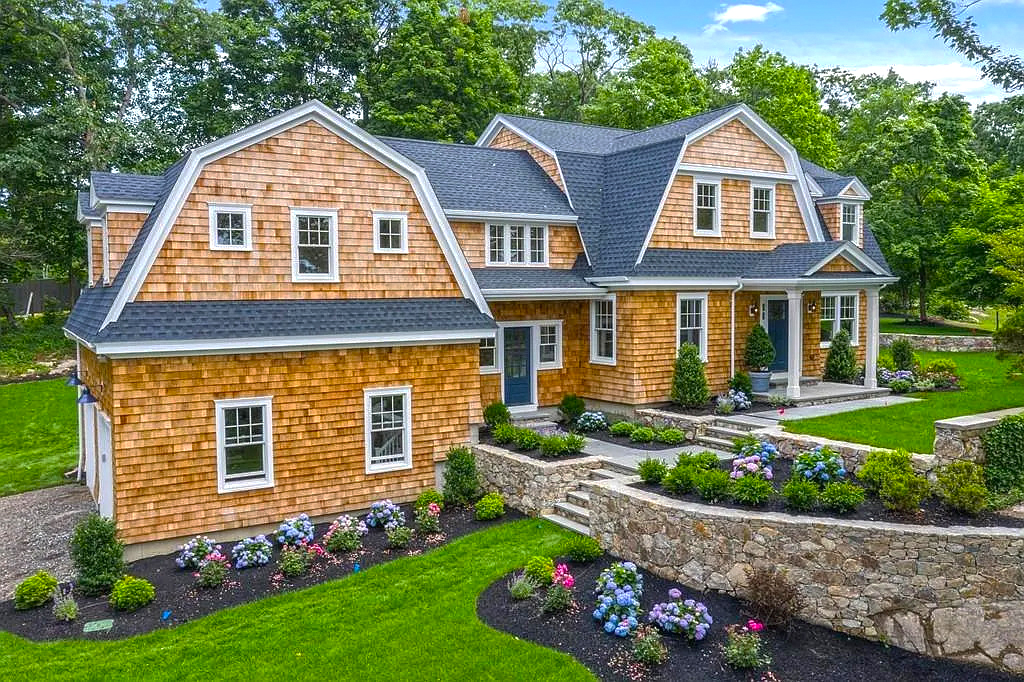 Gambrel Roof Shingle Homes