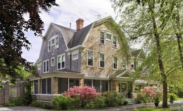 7 Gorgeous Shingle Style Home Designs for Your Dream Home!