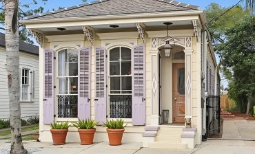 Inside Look at A Cozy Shotgun House