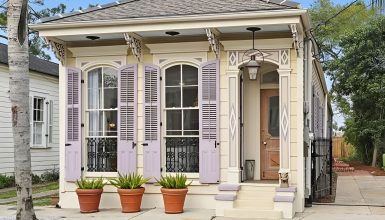 Inside Look at A Cozy Shotgun House