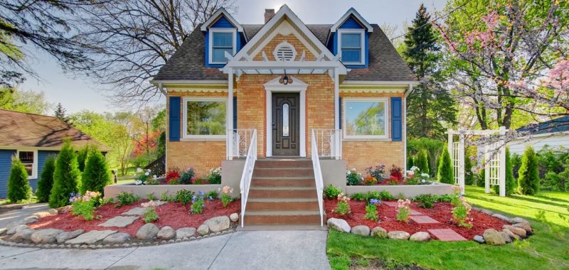A Look Inside a Charming 1940 Cape Cod Home: Interior and Exterior Remodel Ideas
