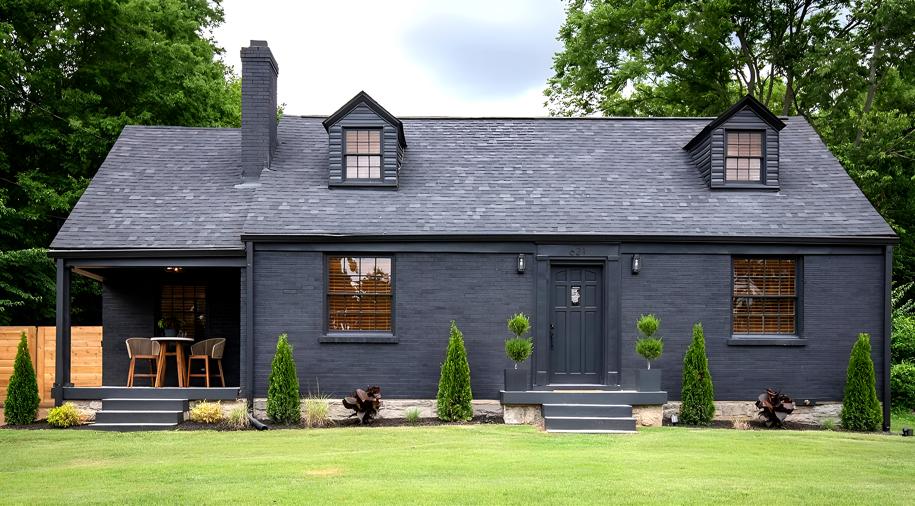 Black-Cape-Cod-House-Exterior-Design