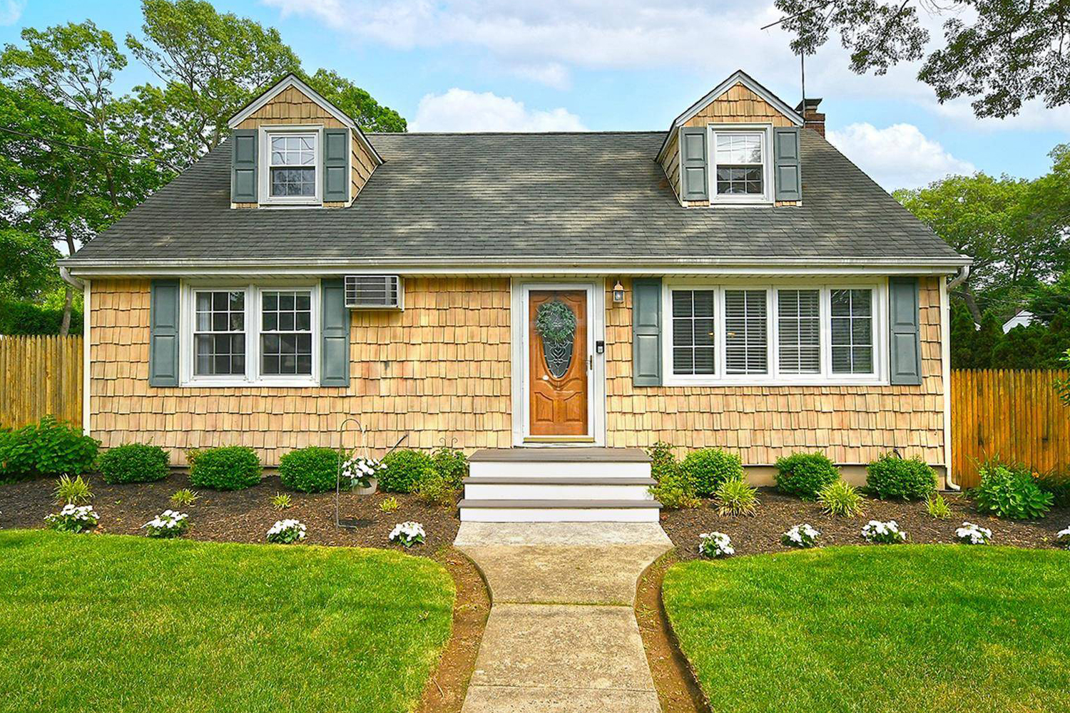 5 Cape Cod Cedar Shake Sidings for a Timeless Coastal Look
