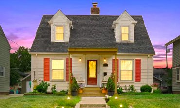 Cape Cod House Exterior Lighting