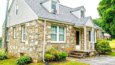 20 Cape Cod House Stone Exterior Design Ideas