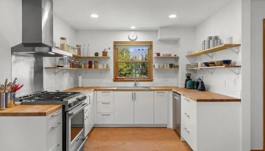Cape Cod Kitchen Layouts for Cozy, Classic, and Modern Living
