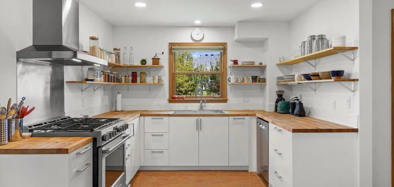 Cape Cod Kitchen Layouts for Cozy, Classic, and Modern Living