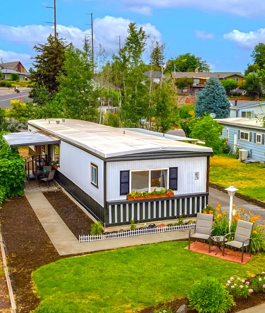 1974 Manufactured Home Makeover