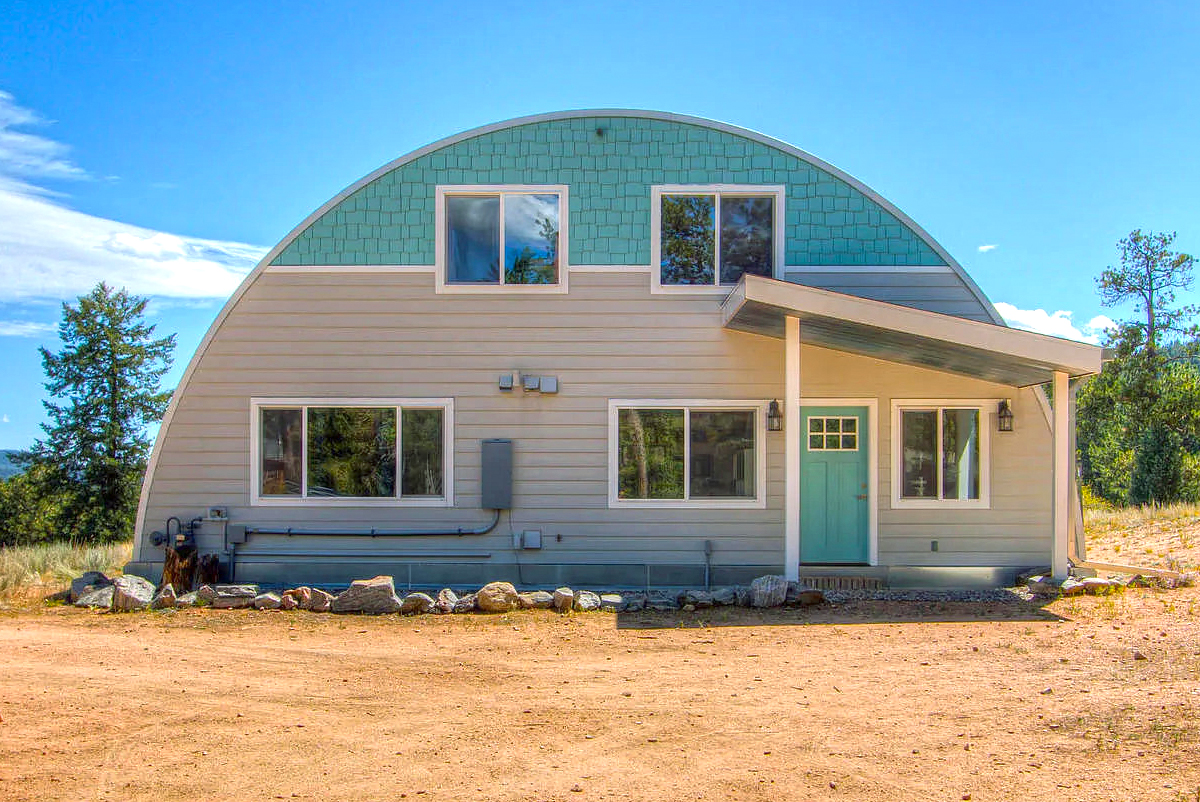 Step Inside This Cozy Quonset Hut House