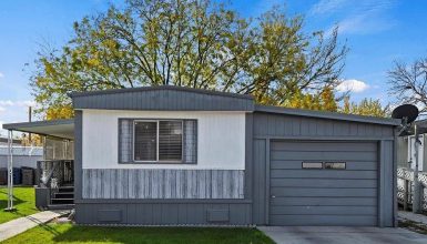 Step Inside This Cozy Manufactured Home