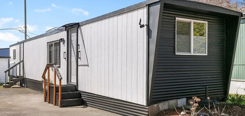 Step Inside This Ultra-Inviting Manufactured Home Makeover