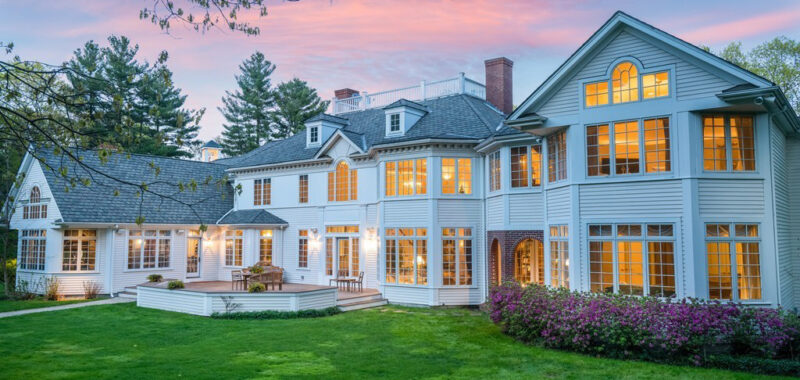 French Country House: Elegant Decor & Timeless Style Ideas