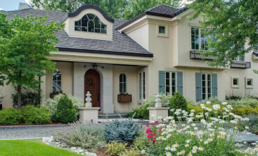 Modern French Country Home: Elegant Exterior and Cozy Interior Ideas