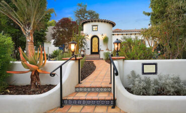 Stunning Modern Spanish Home Design