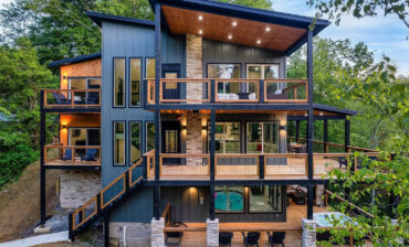 Step Inside A Contemporary Mountain Home