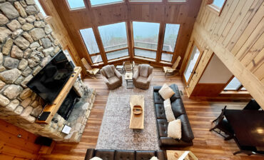 Luxury-Mountain-Home-Living-Room Design