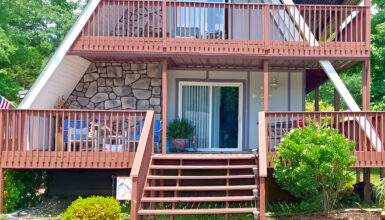15 A-Frame House Balcony Designs for Curb Appeal