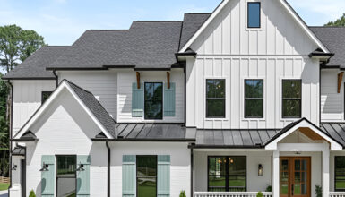 21 Farmhouse Exterior Paint Color Scheme Ideas for Timeless Curb Appeal