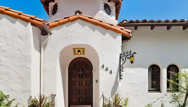 Spanish House Entrance Design