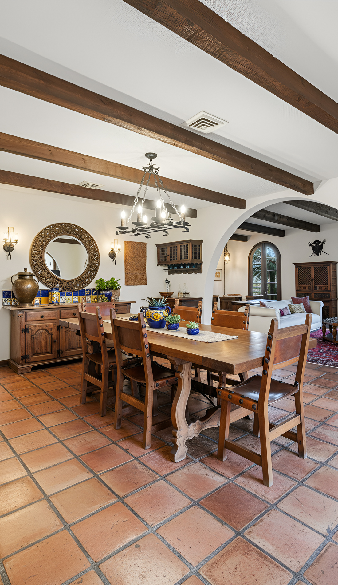 17 Spanish Revival Dining Room Decor Ideas to Copy